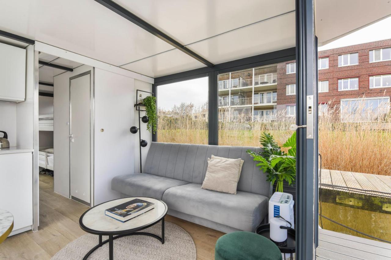 Cosy Tiny Houseboats Near Beach And Restaurants By Weltevreden Experience Zeewolde Exterior foto