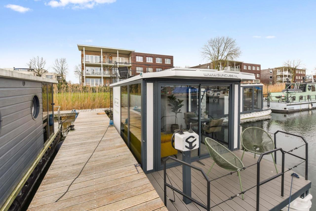 Cosy Tiny Houseboats Near Beach And Restaurants By Weltevreden Experience Zeewolde Exterior foto